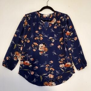fun 2 fun Navy Floral Pullover floral blouse Size‎ Small NWOT